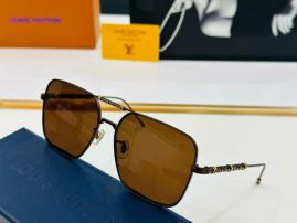 Picture of LV Sunglasses _SKUfw57312771fw